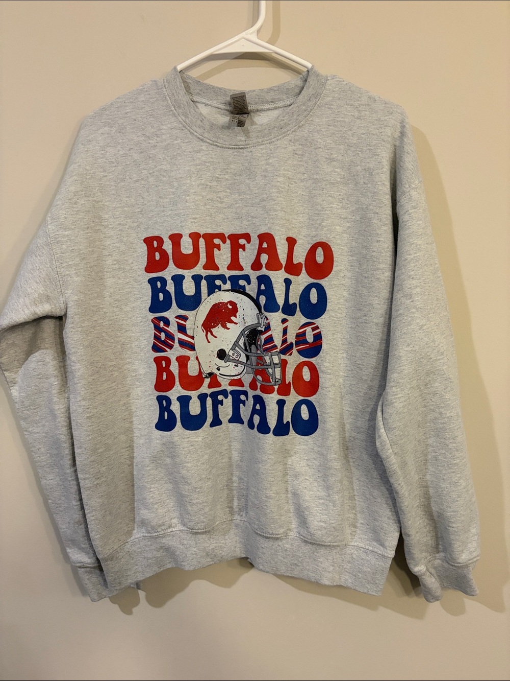 Vintage Buffalo Bills Gray Crewneck with Red & Blue Graphic